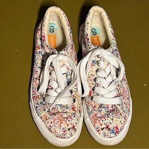 Rocket Dog 8 Women’s Canvas Sneaker Floral Low Top Flat Lace Up White Skippy